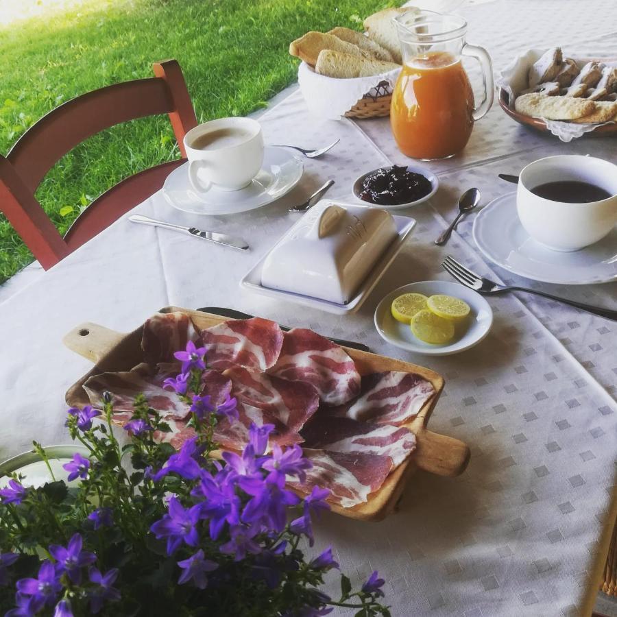 Agriturismo Carrucana Martis Bagian luar foto